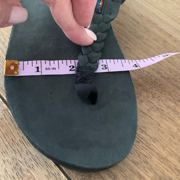 NWOT - 🌈 Rainbow ladies lt. black leather braided ankle strap sandals ~ Size L - Picture 8 of 10